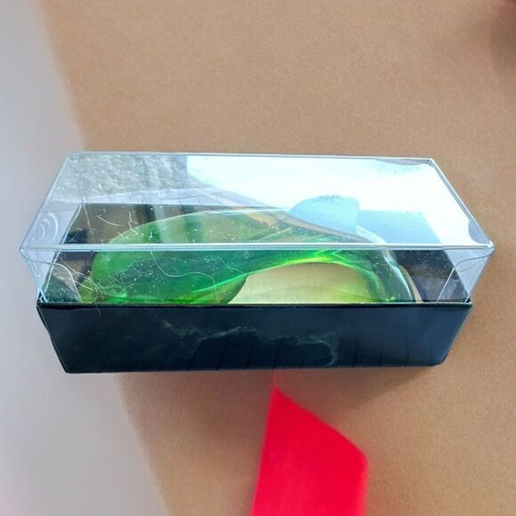 Vintage new in box C.A. Daniel’s collectible Dolfin razor green resin - Picture 3 of 7